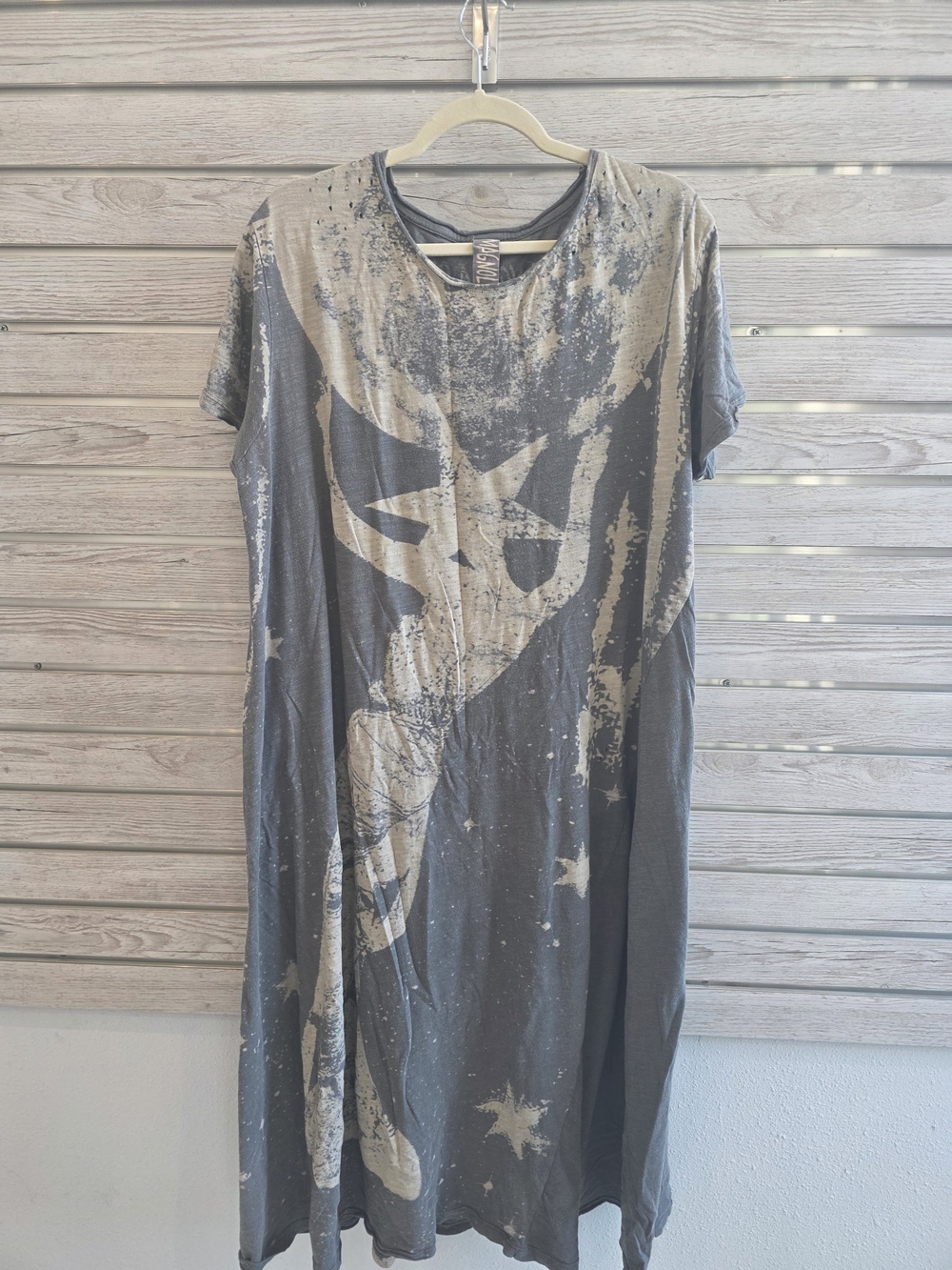Magnolia Pearl Gray & Cream Painterly Star Maxi Dress